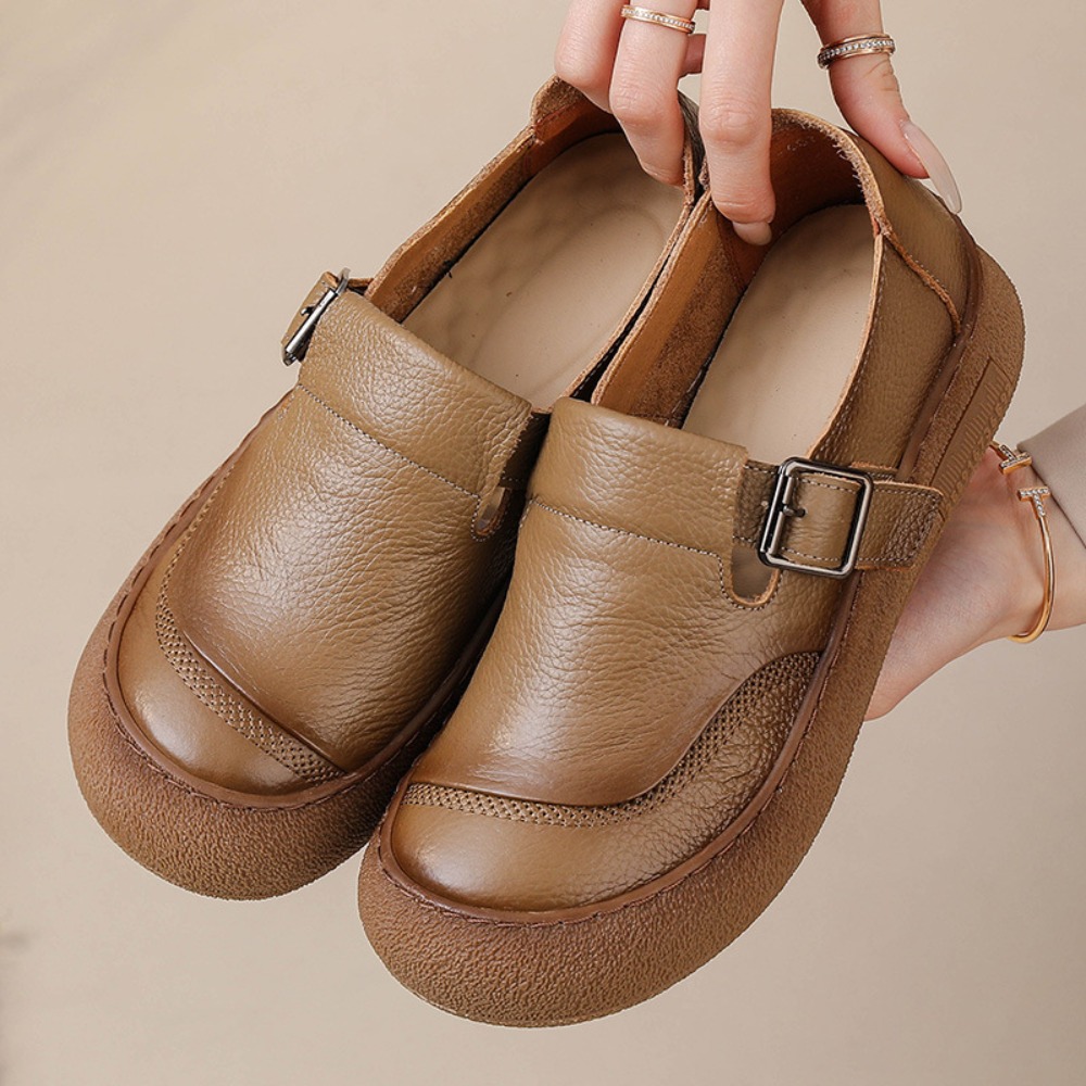 Leather Classic Strap - รองเท้าลำลองผู้หญิง สไตล์เรโทรใหม่ ฤดูใบไม้ผลิ ฤดูใบไม้ร่วง หนังวัว พื้นหนา
