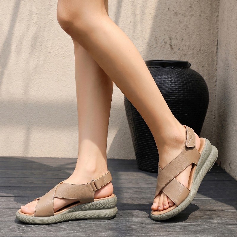 รองเท้าสตรีคลาสสิกหรูหราหนังแท - Leather Classic Strap บทวิจารณ์และราคา